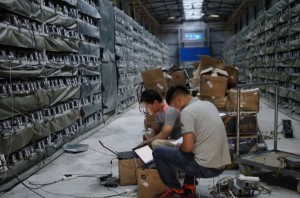 Ảnh của Các miner Bitcoin Trung Quốc có kế hoạch chuyển sang khai thác xanh để đối phó với quy định và lượng khí thải carbon khổng lồ