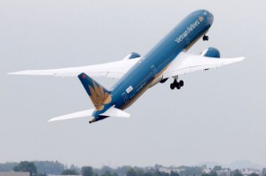 Ảnh của Vietnam Airlines dự kiến phát hành 800 triệu cổ phiếu giá 10.000 đồng/cp