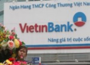 Ảnh của VietinBank tiếp tục giảm lãi suất và phí quy mô hơn 2.000 tỷ đồng