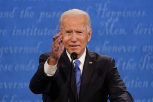 Ảnh của Biden ‘không lo lắng’ khi Fed đối mặt với lạm phát kép khi chuỗi cung ứng giảm sút, chuyên gia nói rằng thời gian tươi đẹp của Bitcoin sắp đến