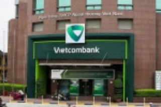 Vietcombank: Lãi trước thuế quý 2 giảm 14%, nợ xấu tăng 31%