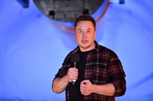 Ảnh của Giám đốc Tesla, Elon Musk nói rằng chính phủ Mỹ không nên quản lý tiền điện tử