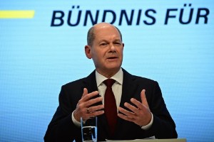 Ảnh của Tân Thủ tướng Đức Olaf Scholz cảnh báo nghiêm túc về bong bóng Bitcoin và tiền điện tử