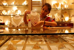 Picture of Gold bounces as dollar uptick halts after U.S. inflation data