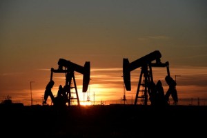 Picture of Oil prices advance despite U.S. inventory rise