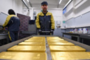 Picture of EU leaders to keep sanction pressure on Russia, gold flagged as new target