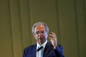 Picture of Brazil econ minister says Petrobras' fast fuel price updates may not be 'best tool'