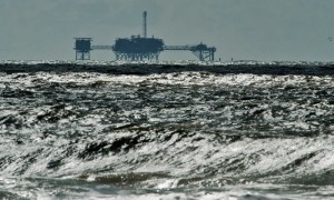 Picture of Methane emissions from U.S. shallow offshore platforms exceed those on land, study finds