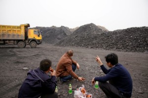 Picture of China's July daily coal output jumps 16% yr/yr on peak summer demand