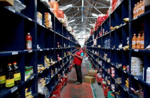 Picture of India e-commerce firms ramp up hiring of delivery workers for shopping season