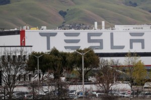 Picture of Tesla says California should toughen EV requirements