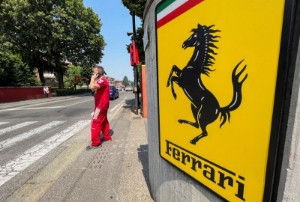 Picture of Ferrari woos super rich with $400,000, petrol-fuelled SUV