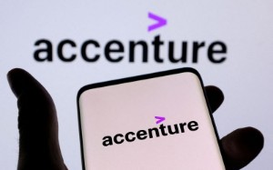 Picture of Accenture Shares Decline Despite Earnings Beat