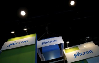 Micron forecasts first-quarter revenue below estimates as demand worsens