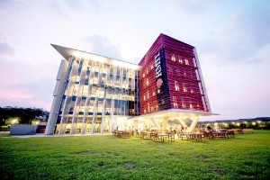 Ảnh của RMIT là trường đại học nộp thuế thu nhập lớn nhất năm 2021