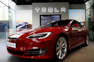 Picture of Tesla FSD now open to 'anyone in North America'