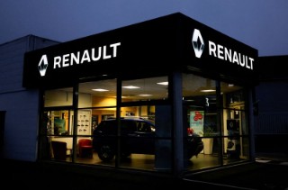 Renault says deputy CEO Delbos resigns