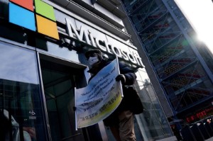 Picture of U.S. fires antitrust salvo at Microsoft's $69 billion bid for games maker Activision