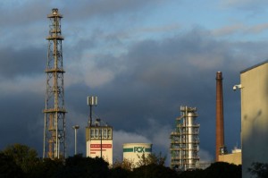 Picture of Germany expects decision on Schwedt refinery oil supply next week - ministry