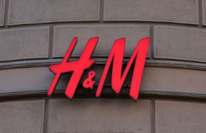 Picture of H&M agrees to pay a 500 euro bonus to 4,000 workers in January