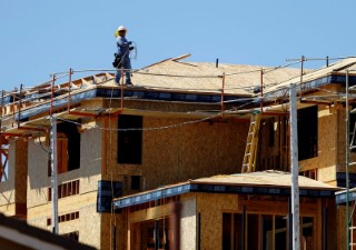 U.S. construction spending rebounds in November