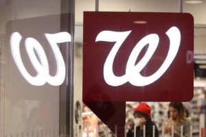 Picture of Walgreens to pause M&A deals, focus on healthcare pivot