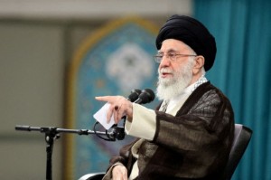 Picture of Meta's Oversight Board tells company to allow 'death to Khamenei' posts