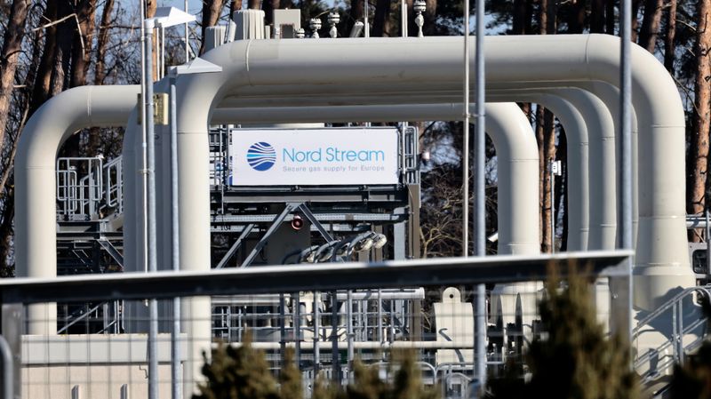 Russian gas flows to Europe dip further, slow storage buildup