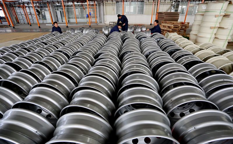 China extends anti-dumping tariffs on EU, UK steel fasteners imports