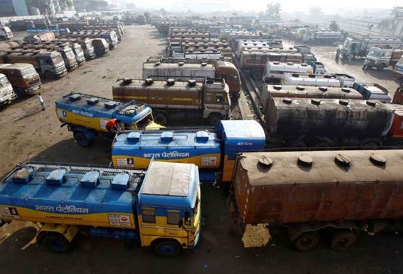 India acts to deter fuel exports, puts windfall tax on oil producers