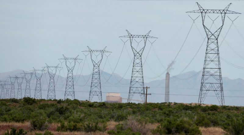 Column-Global 2021 coal-fired electricity generation surges to record high: Kemp