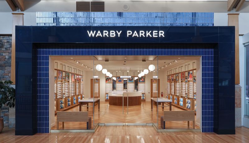 Warby Parker Shares Surge Despite Cutting Full-Year Outlook