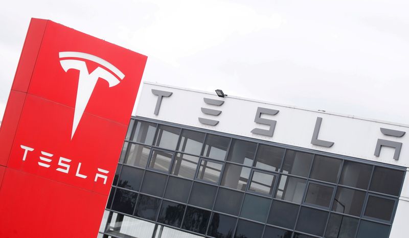 Desire for Tesla Drops ‘Significantly’ in Morgan Stanley Survey