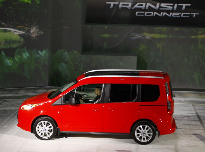 Ford to suspend Transit Connect van sales in U.S. by end of 2023 - Automotive News