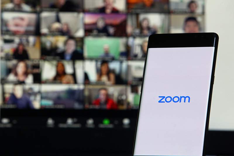 Midday Movers: Zoom Video, Macy's, Denny's and More