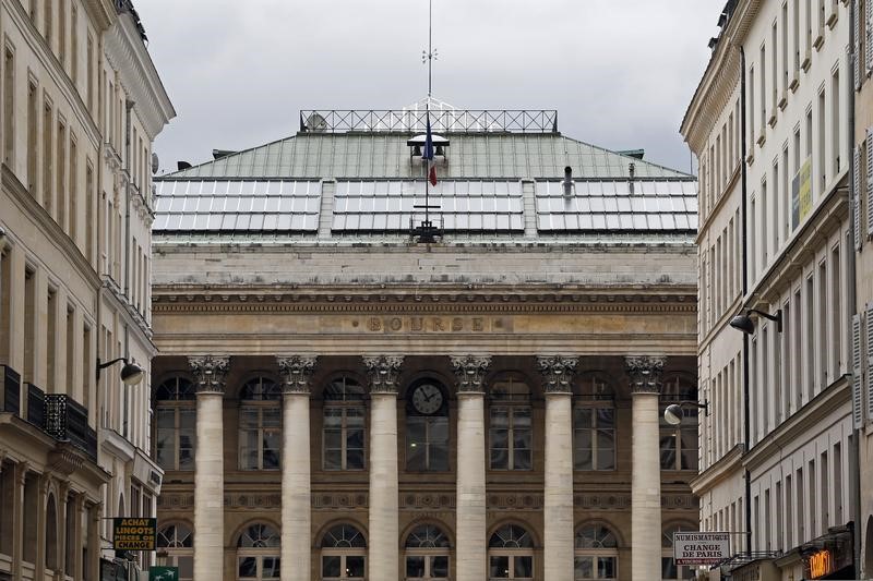 France stocks lower at close of trade; CAC 40 down 0.08%