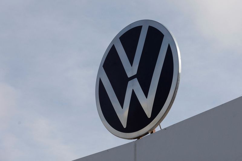 Volkswagen's Mexico factory workers reject union pay deal