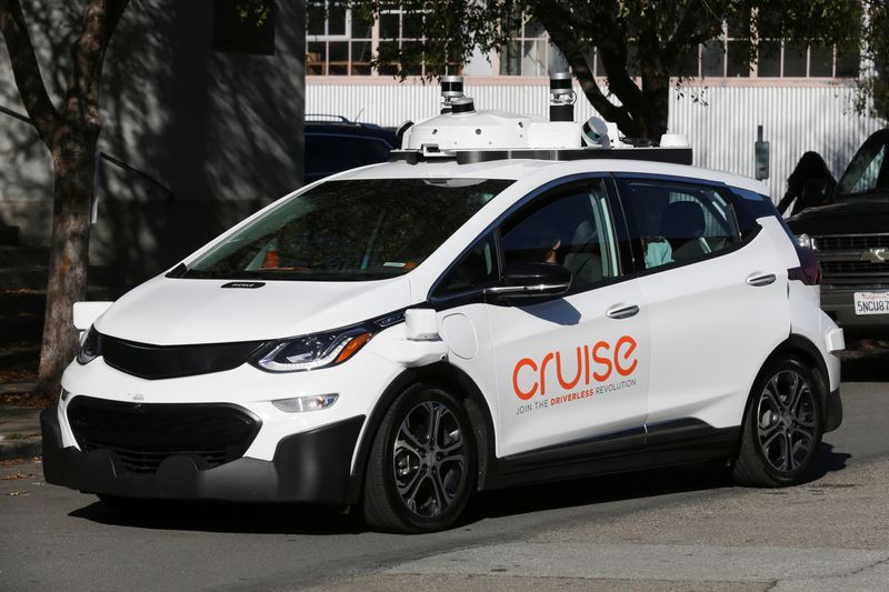 GM's self-driving car unit to offer driverless rides in Phoenix, Austin this year