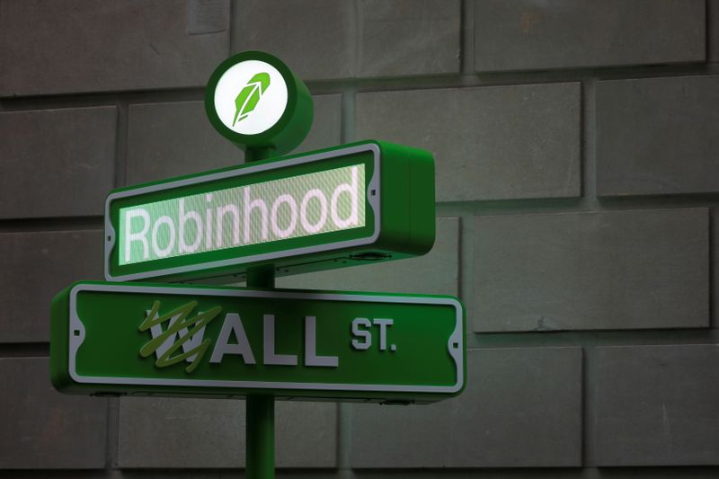 Robinhood August Data Should be Relatively Supportive for Shares Says Analyst