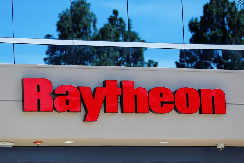 Raytheon trims full-year free cash flow outlook