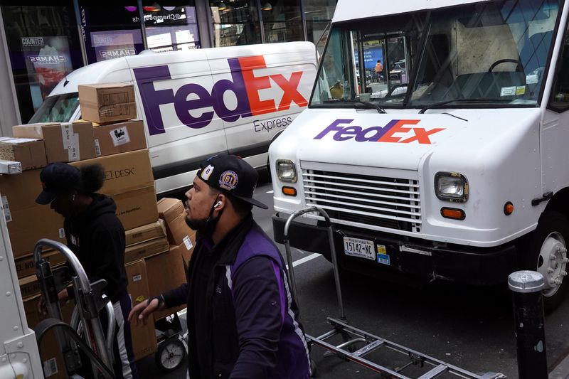 FedEx warns of worsening economy and pulls forecast; shares drop 16%