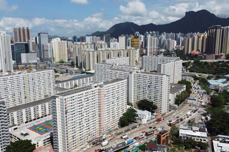 Rising rates, price slump deal double blow to Hong Kong homeowners