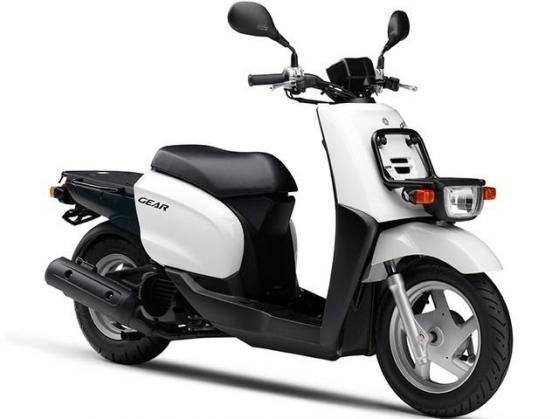 Xe tay ga Yamaha Gear 2023: Sự thú vị đến từ việc không cần bằng lái vẫn có thể vi vu