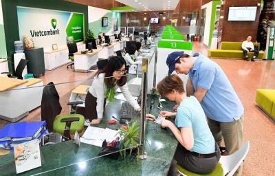 Vietcombank: Lãi trước thuế quý 3 tăng 32%, nợ dưới tiêu chuẩn gấp 3 lần