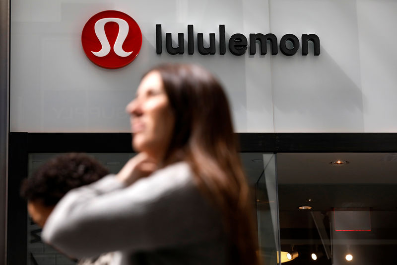 Lululemon Athletica earnings beat by $0.04, revenue topped estimates