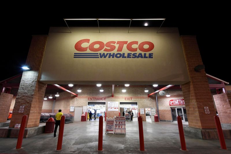 Costco quarterly results miss as demand weakens, costs jump