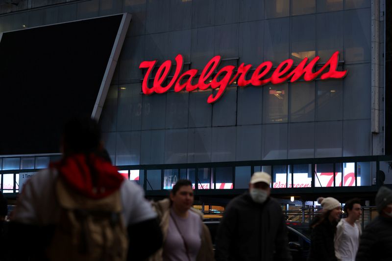 Walgreen sells shares of AmerisourceBergen for $1 billion