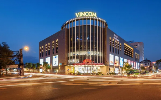 Vincom Retail: Doanh thu 2023 sẽ cán mốc 10 nghìn tỷ, cổ phiếu VRE có thăng hoa?