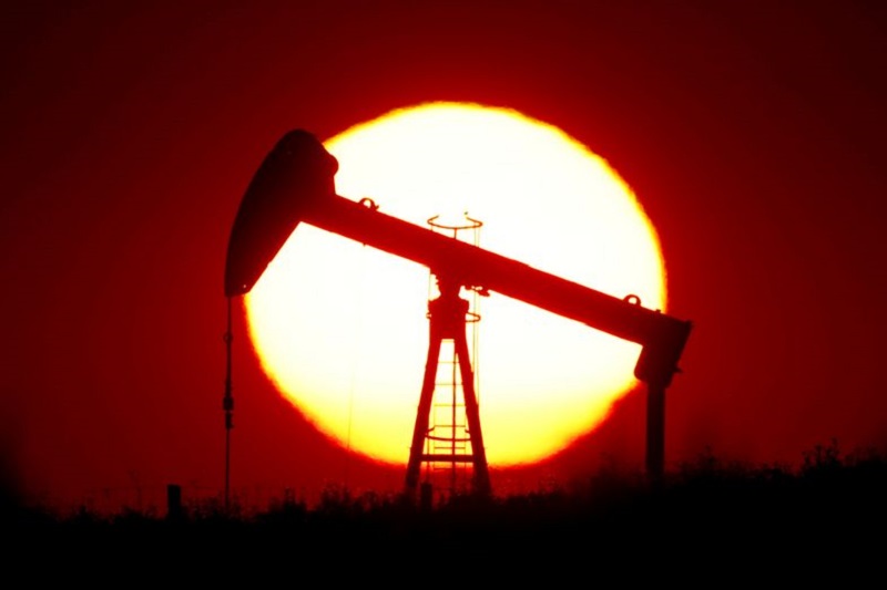 Crude oil lower on concerns of a global recession in 2023