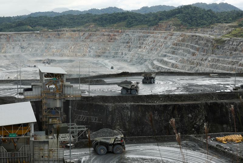 Analysis-Panama, First Quantum harden battle lines over key copper mine